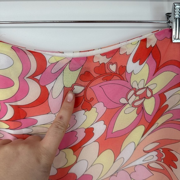 New York and Company Y2K SATC Floral Ruffled High Waisted Mini Dress - Picture 3 of 4